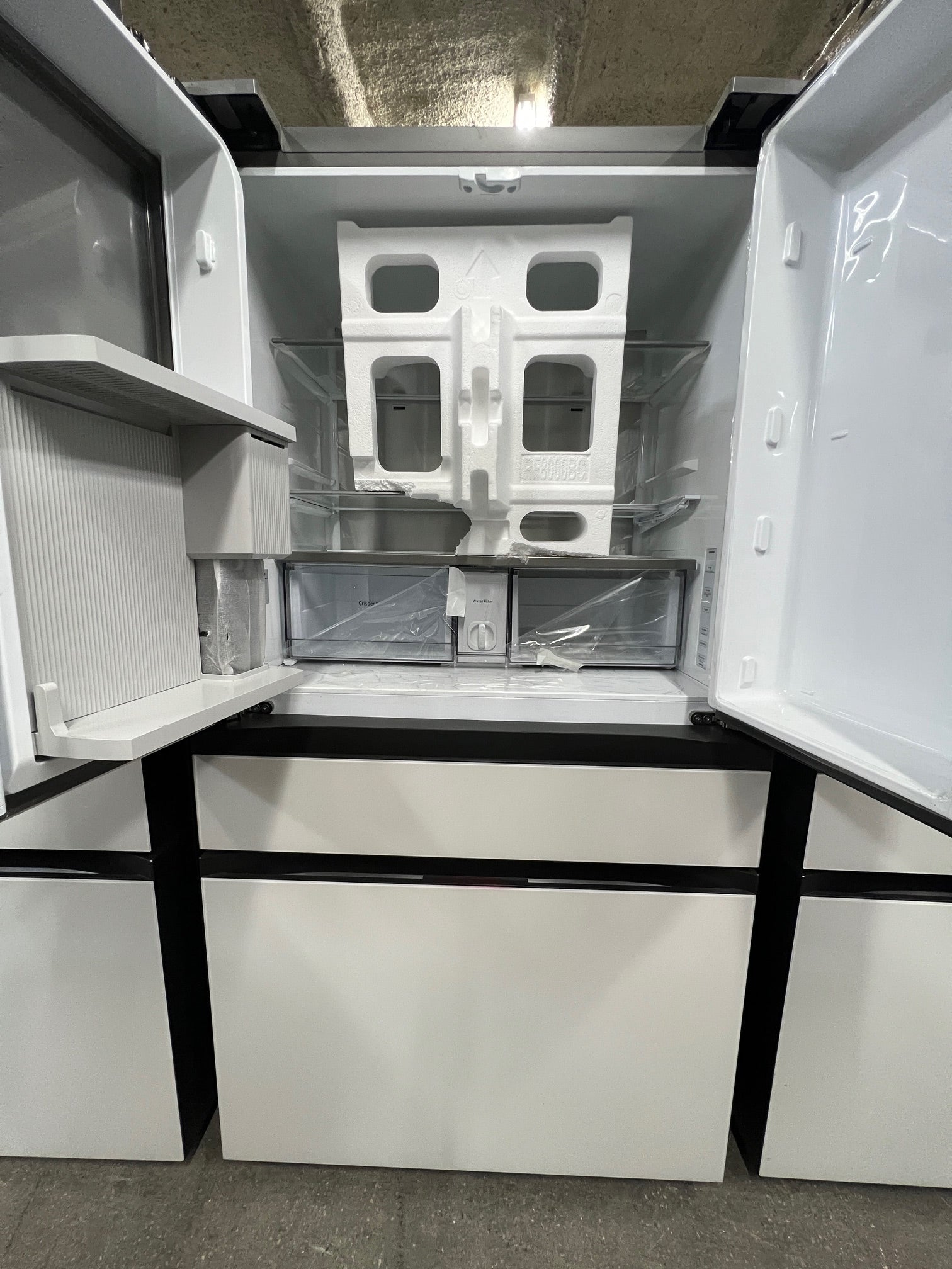 Samsung BESPOKE 23 cu. ft. Counter Depth 4-Door White